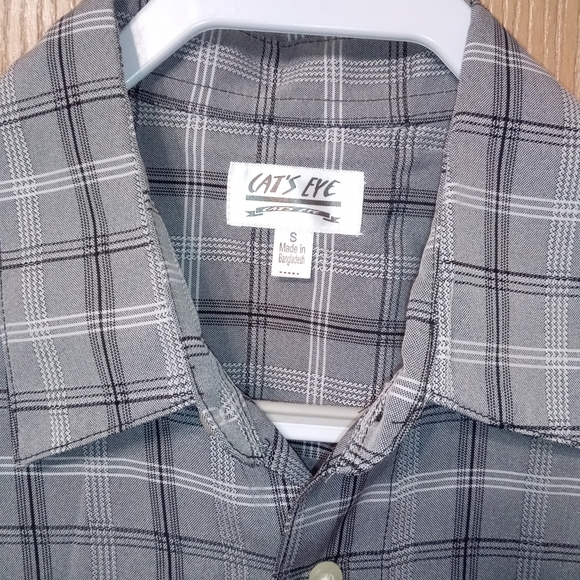 Men's S Dress Shirt - Picture 2 of 3